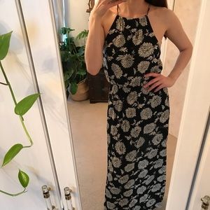 Black and white floral print maxi dress